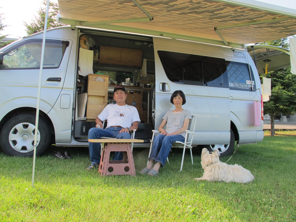 日常使いと車中泊によるキャンプ旅行、趣味の木工の材料運びと作品の搬入出に使っています